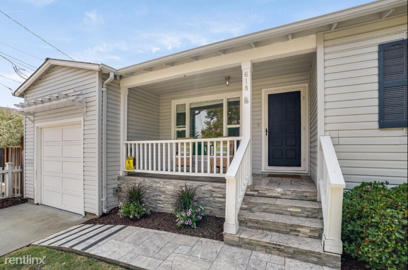 Primary Photo - 3 br, 3 bath House - 618 Topaz St