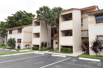 Building Photo - 9779 Nob Hill Ct