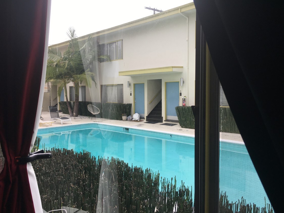 Pool - 4100 Warner Blvd