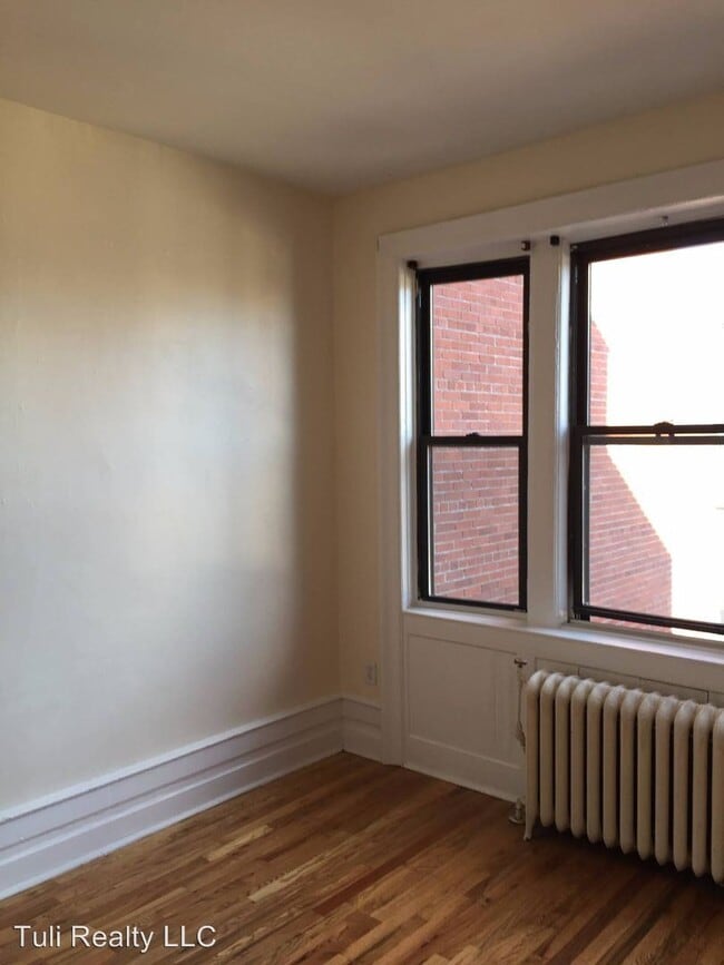 Building Photo - 319 Fairmount Ave