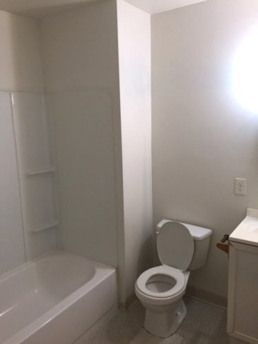 Foto del edificio - 1614 E 25th St