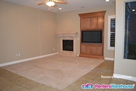 Building Photo - 11292 Merado Peak Dr