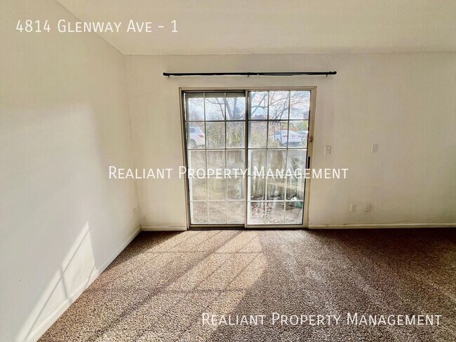 Foto del edificio - 4814 Glenway Ave