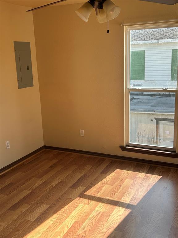 Foto del edificio - 828 Avenue H