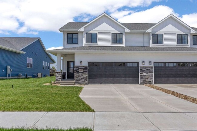 Building Photo - 1342 Isabelle Ln