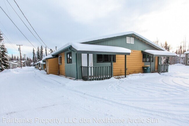 Building Photo - 535 Ouida Way