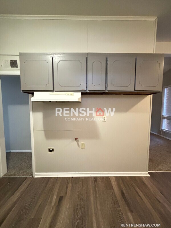 Building Photo - 2240 Cassie Ave