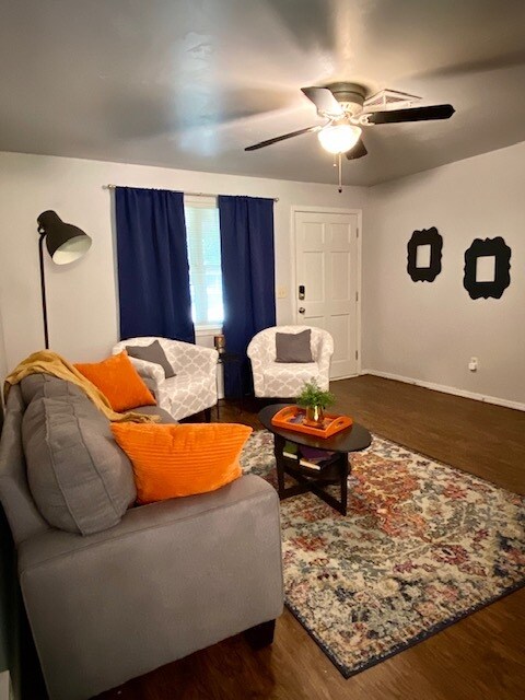 Living Area View - 505 Meadow Lake Dr