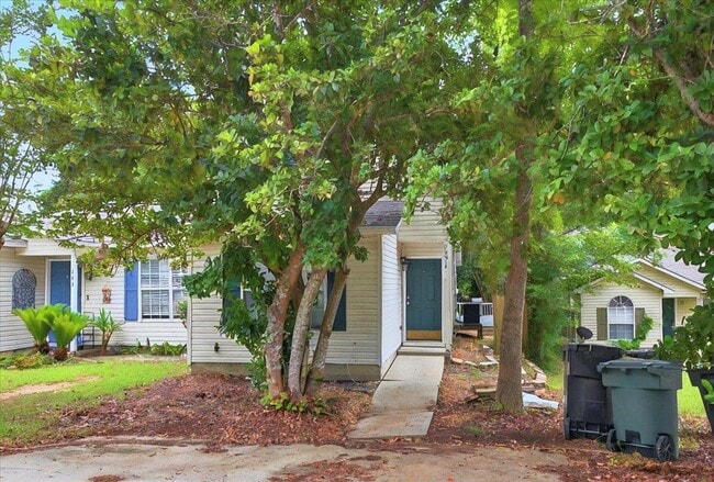 Building Photo - 3001 Oak Park Ct