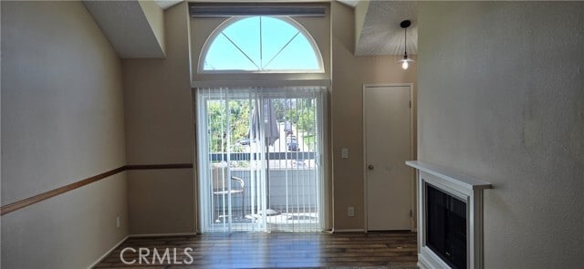 Building Photo - 26914 Rainbow Glen Dr