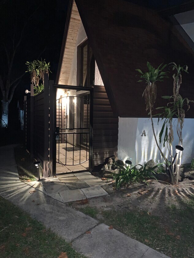 Foto principal - 1715 Fletcher St