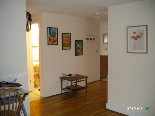 Foto del edificio - 382 Whitney Ave