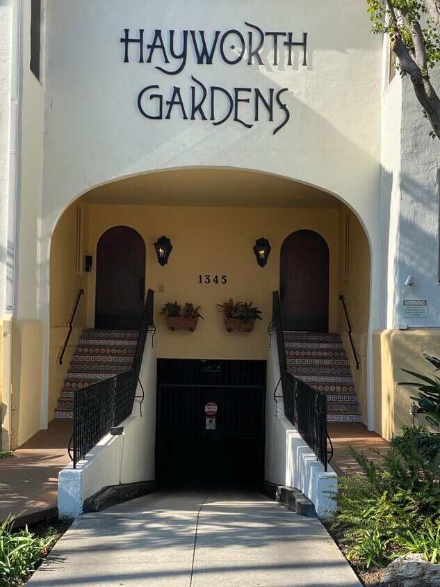 1345 N Hayworth Ave, West Hollywood, CA 90046 Apartments in West