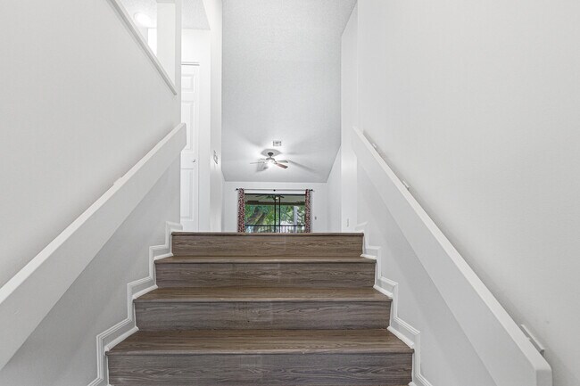 Foto del edificio - 5530 Coach House Cir
