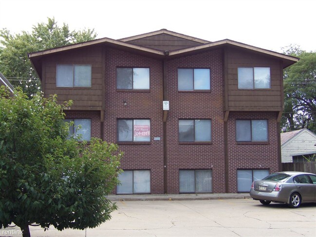 Foto del edificio - 2 br, 1.5 bath Apartment - 1315 D St