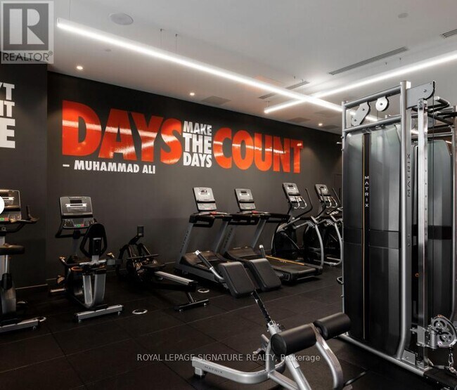 Building Photo - 40 Lagerfeld Dr