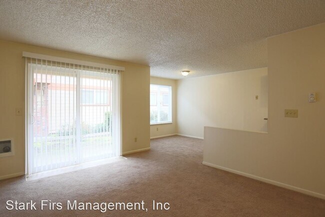 Foto del edificio - 14948-14998 SE Stark St