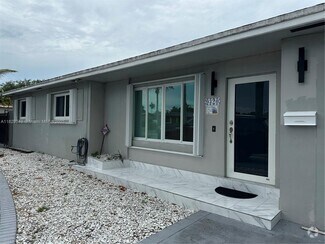 9320 SW 46th Ter