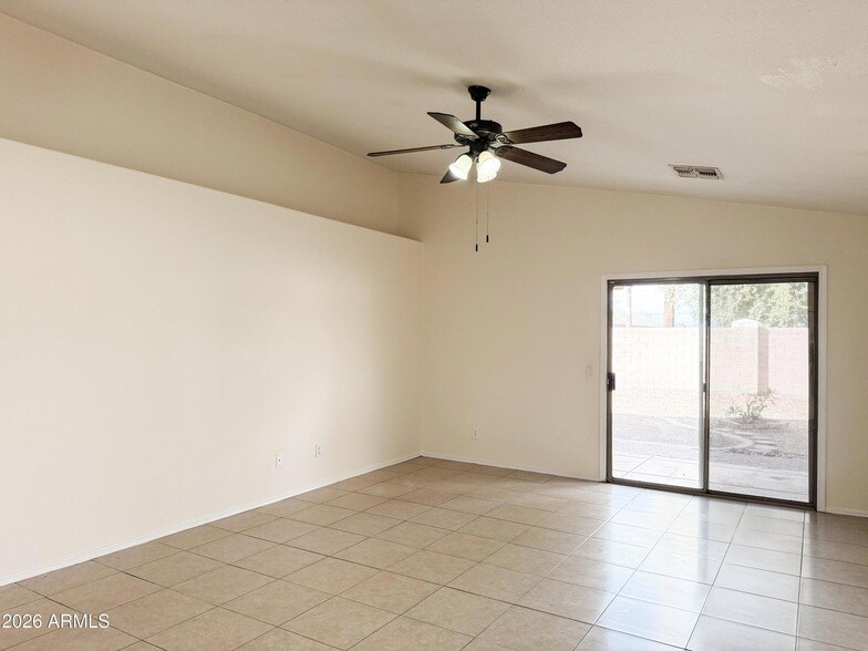 Foto del edificio - 5410 W Sands Rd