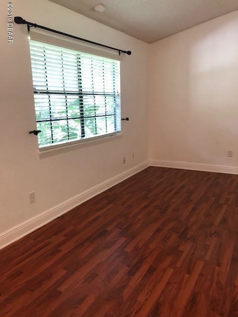 Foto del edificio - 1210 Hamilton Ave