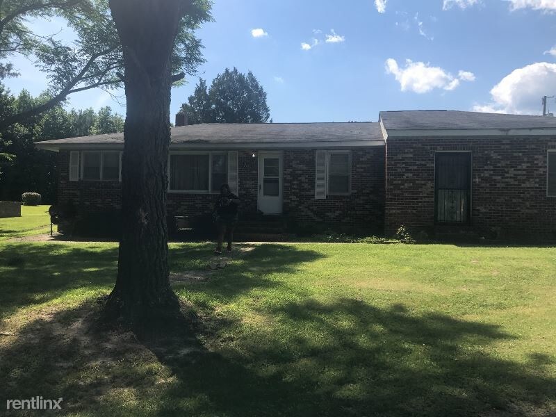 Primary Photo - 3 br, 1 bath House - 5700 Thornton Drive