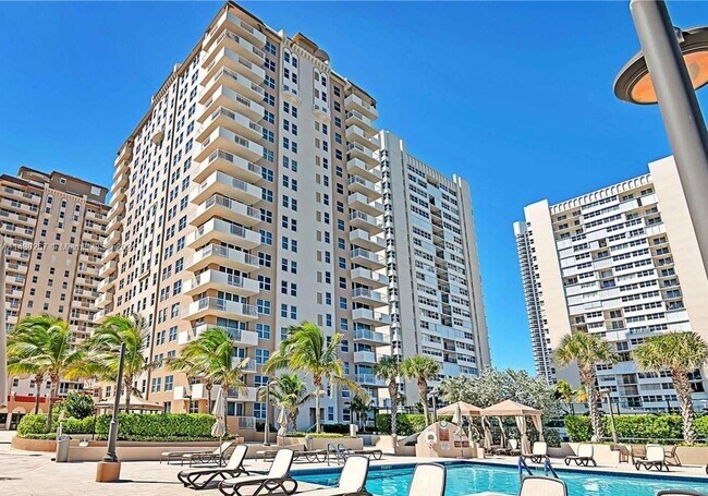 Foto del edificio - 1912 S Ocean Dr