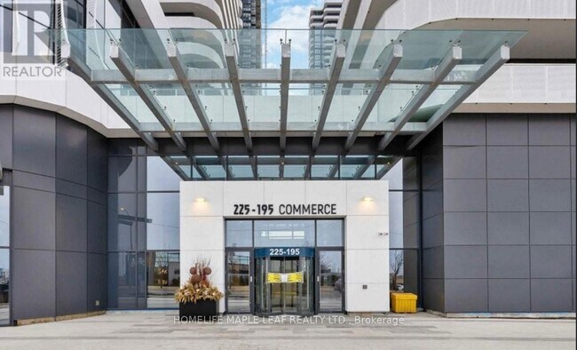Photo du bâtiment - 195-4195 Commerce St