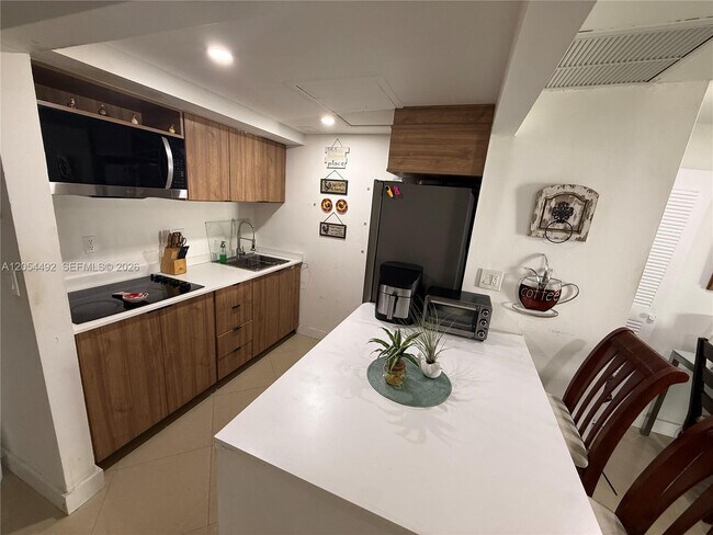 Foto del edificio - 777 SW 9th Ave