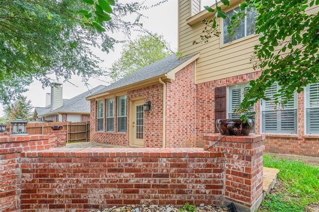 Building Photo - 2212 Bayou Ct