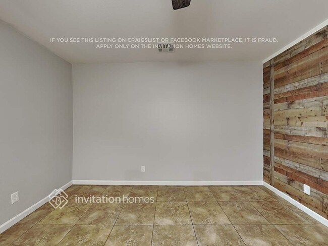 Foto del edificio - 11027 N 46th Ave