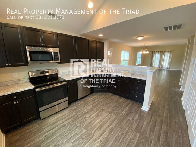 Foto del edificio - 506 Song Sparrow Ln