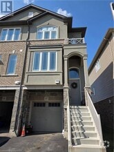 Building Photo - 57 Aquarius Cres