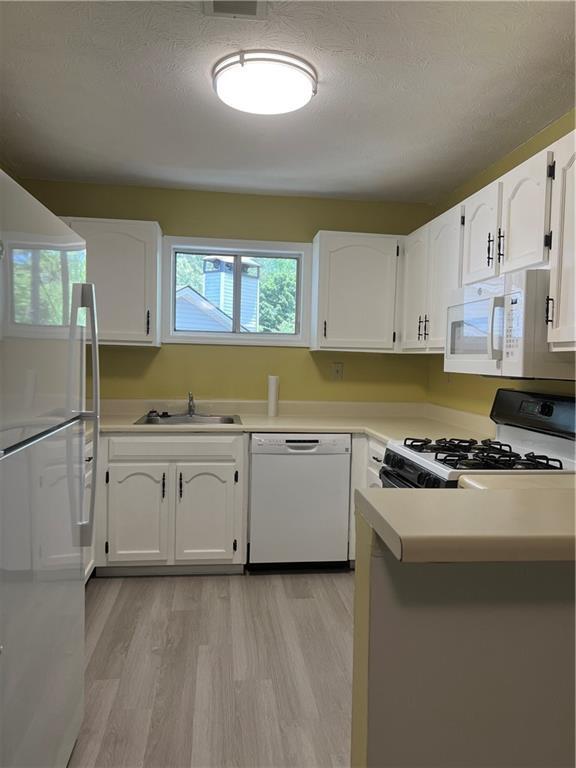 Building Photo - 1648 Raleigh Cir
