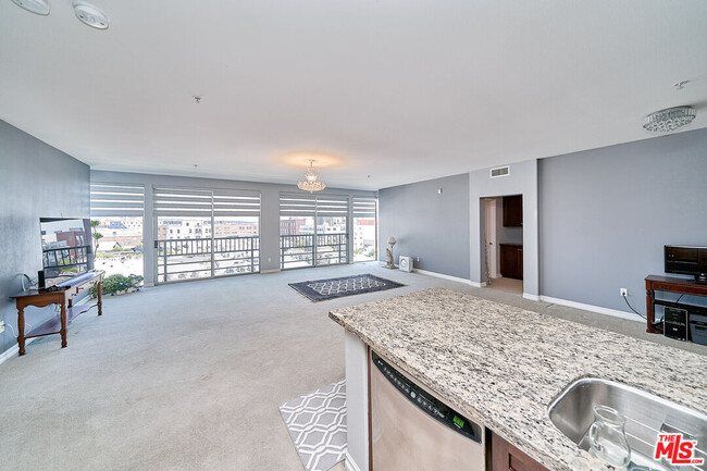 Foto del edificio - 629 Traction Ave