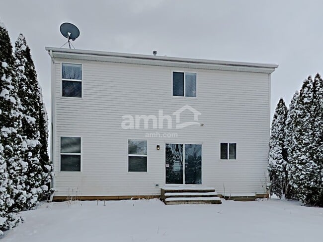 Building Photo - 204 Stearn Dr
