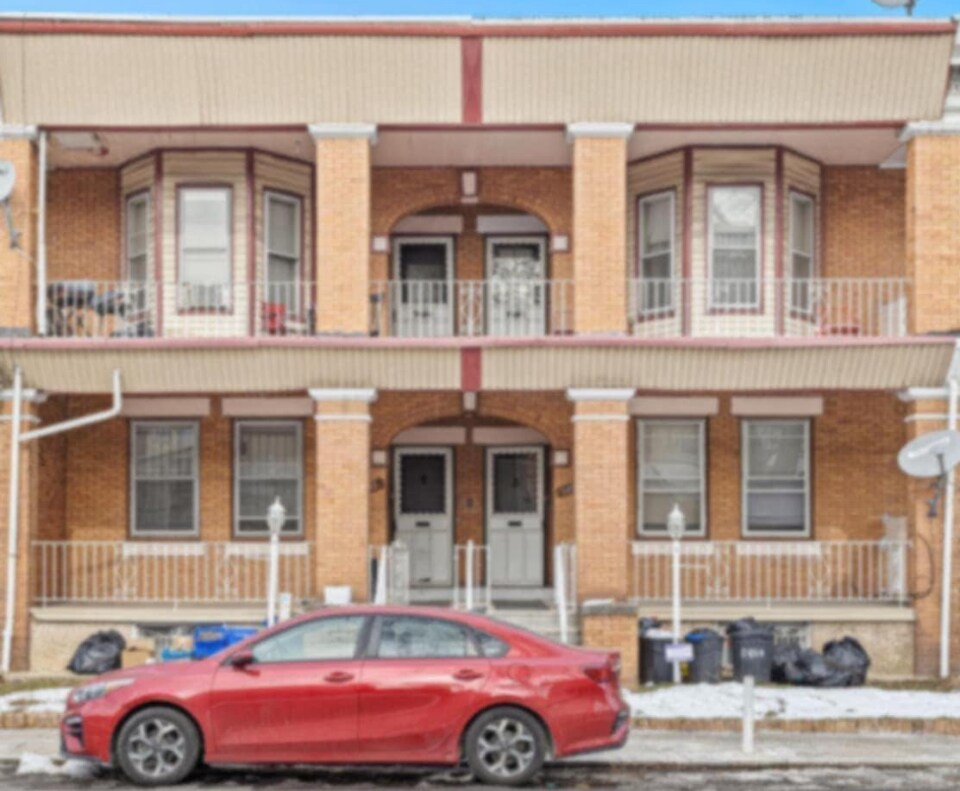 Primary Photo - 5411 Walnut St