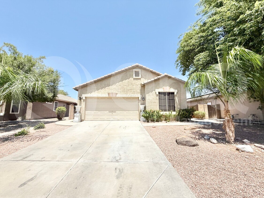 Primary Photo - 9414 W Ross Ave