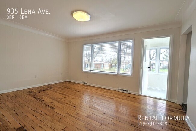 Photo du bâtiment - 935 Lena Ave