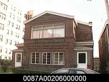 front view - 5544 Hobart St