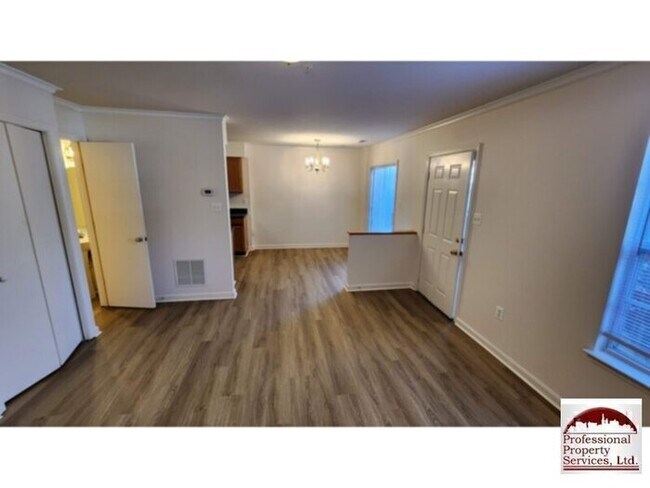 Foto del edificio - Beautiful 3 Level Townhouse In The Heart Of Frederick!