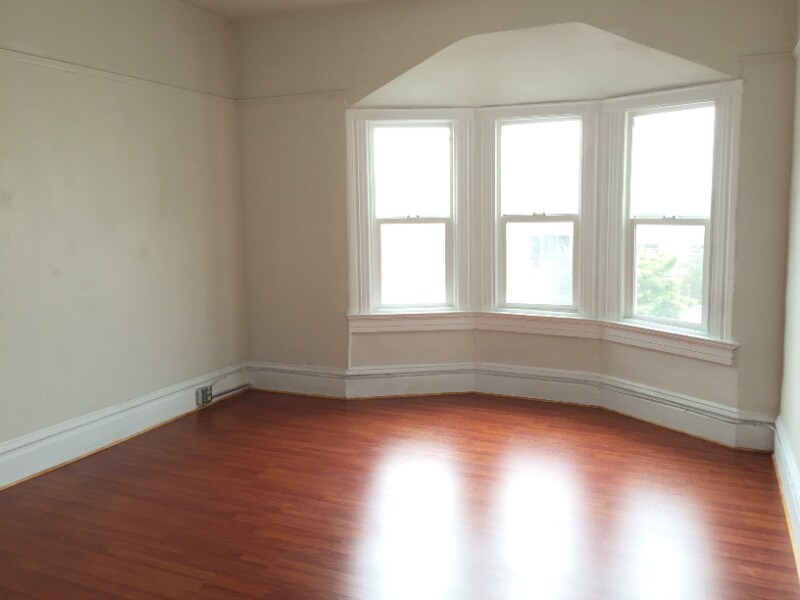 Primary Photo - 1327 9th Ave