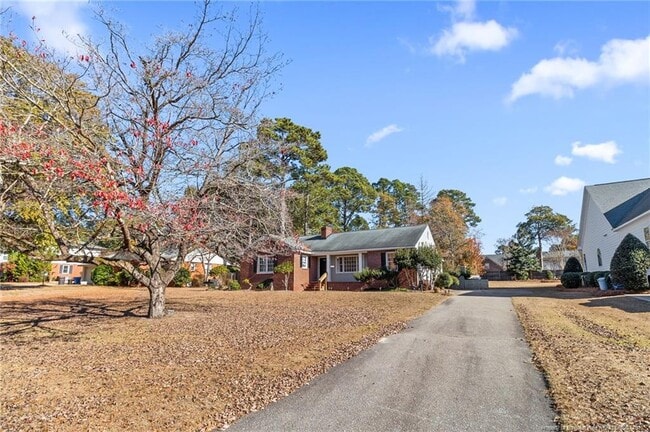 Building Photo - 315 Fairfield Rd