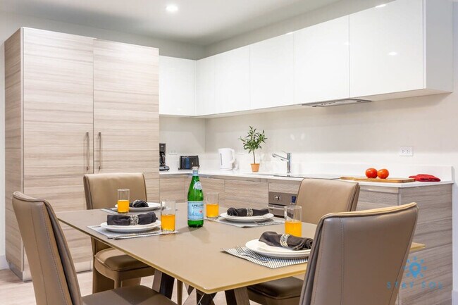 Foto del edificio - 777 N Ocean Dr