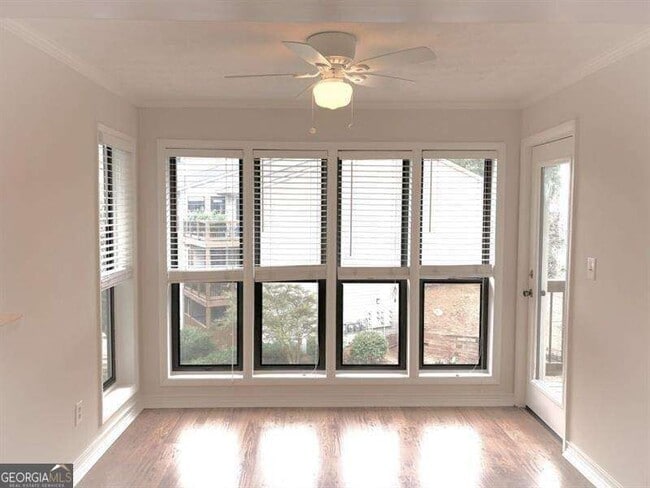 Foto del edificio - 606 Park Ridge Cir
