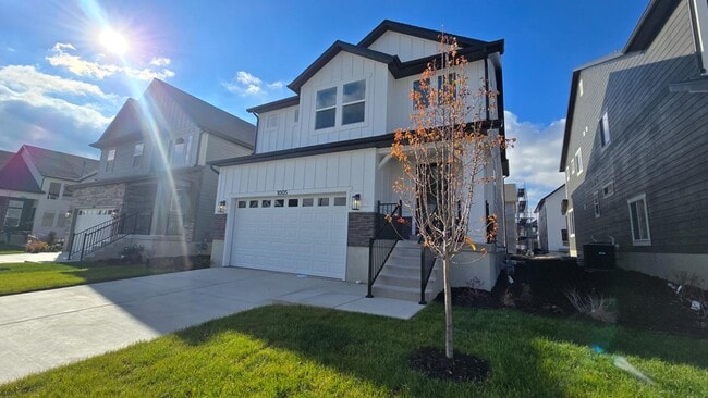 Building Photo - 1005 N 3620 W