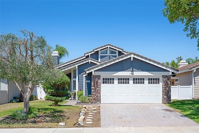 Building Photo - 41495 Avenida De La Reina
