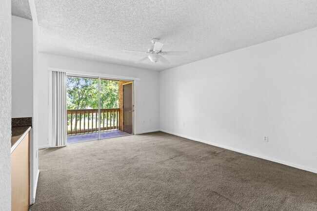 Foto del edificio - 1/2 off First Month's Rent for a November ...