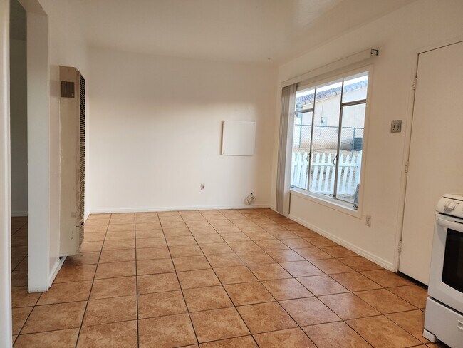 Livingroom - 7475 Cherokee Trail