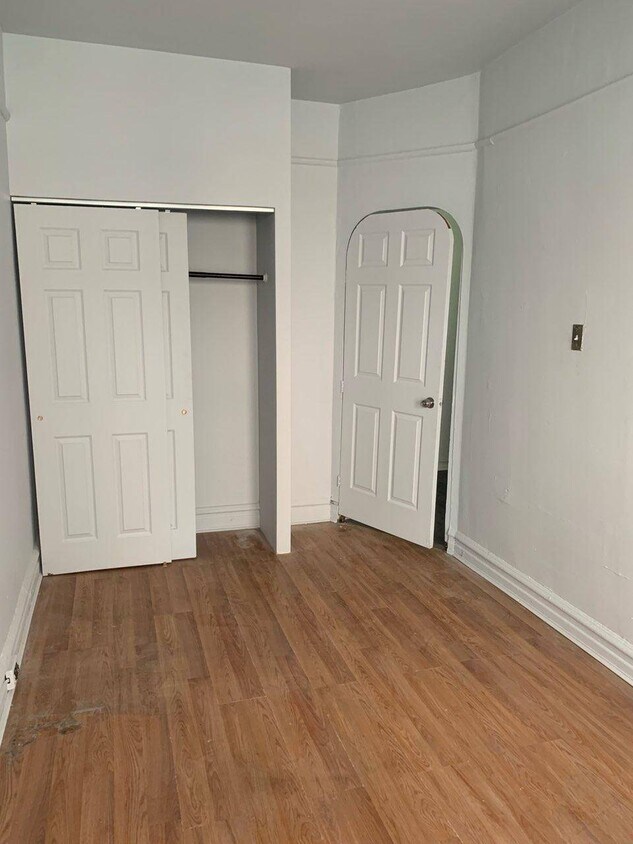 Foto del edificio - 1150 Manor Ave