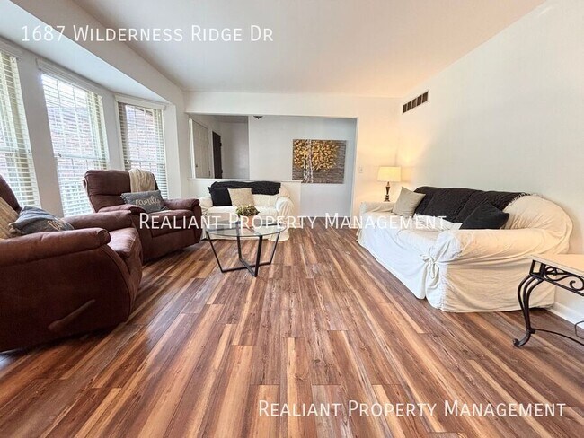 Foto del edificio - 1687 Wilderness Ridge Dr